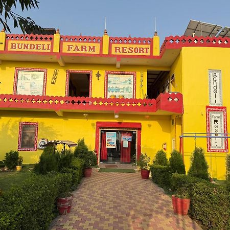 Bundeli Farm Resort & Banquet Орча Екстериор снимка