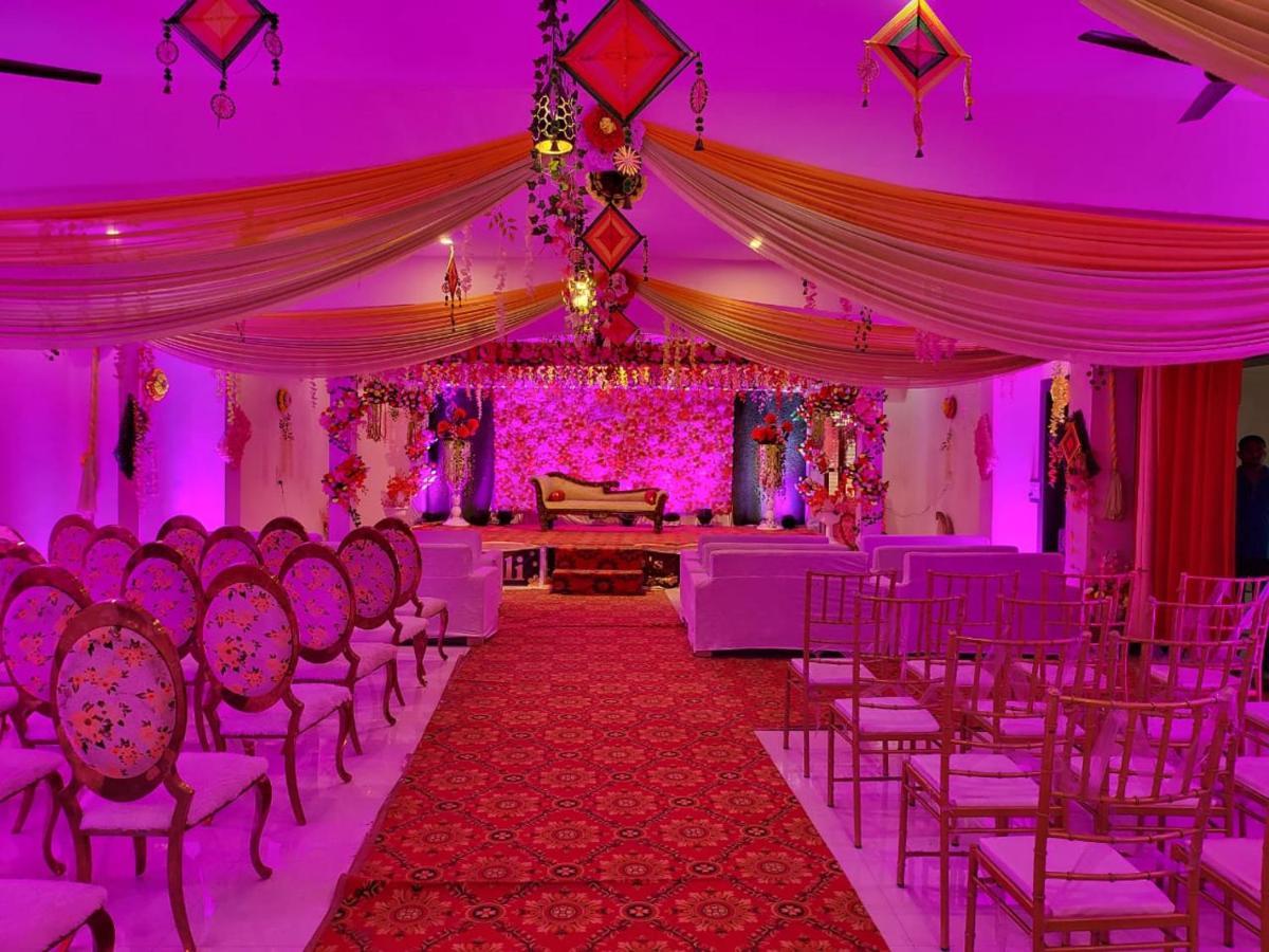 Bundeli Farm Resort & Banquet Орча Екстериор снимка